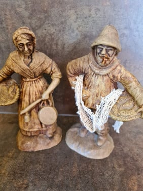 Vintage / retro Franse houtsnijwerk visser man en vrouw