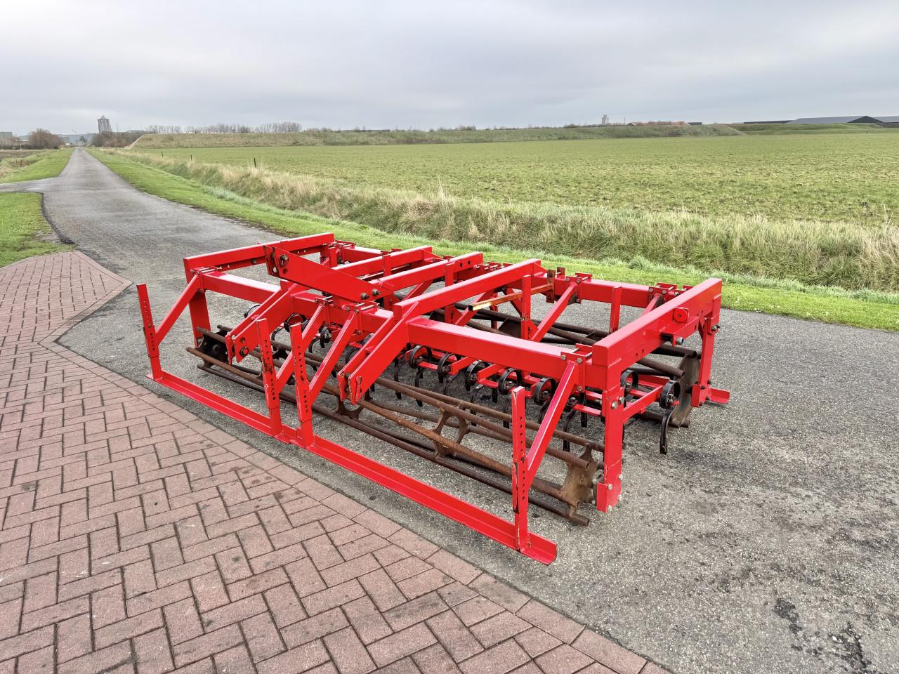 Front/achterbouw zaaibedbereider