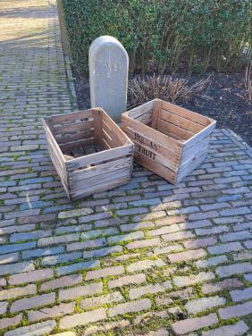 Houten kisten  2 st