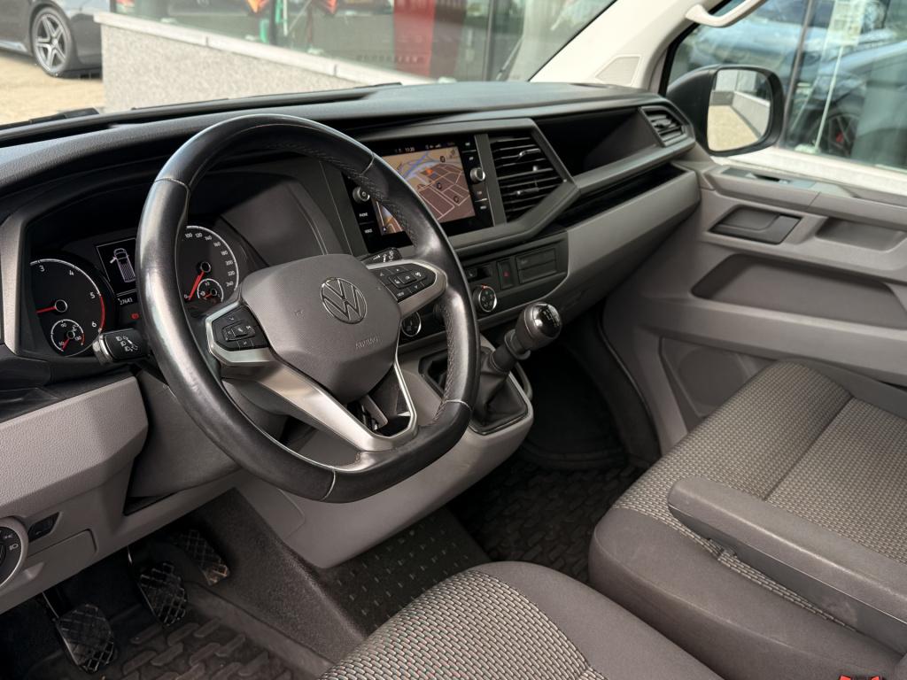 Volkswagen Transporter 2.0 tdi l2h1 28 comfortline t6 | 150pk | 6bak | navi