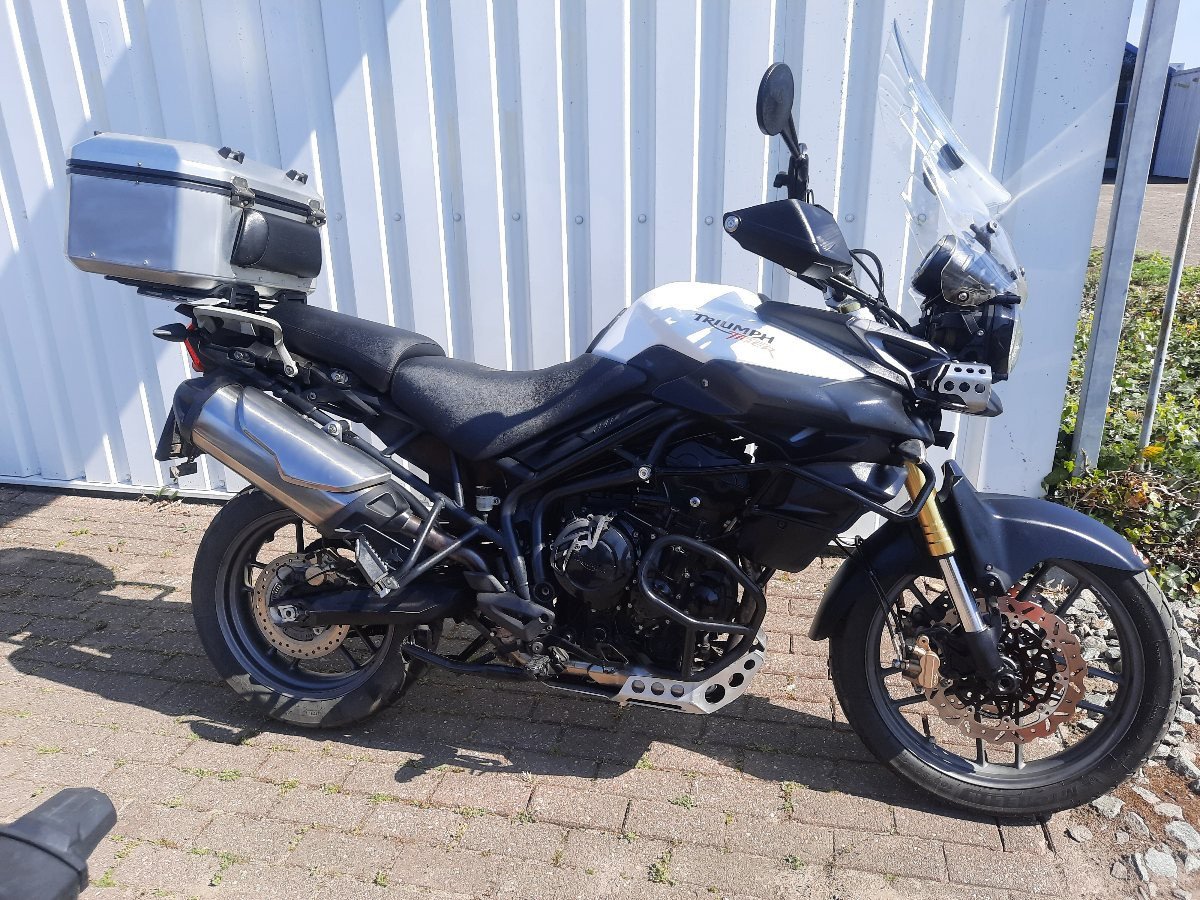Triumph Tiger 800 abs uit 2012, full options!