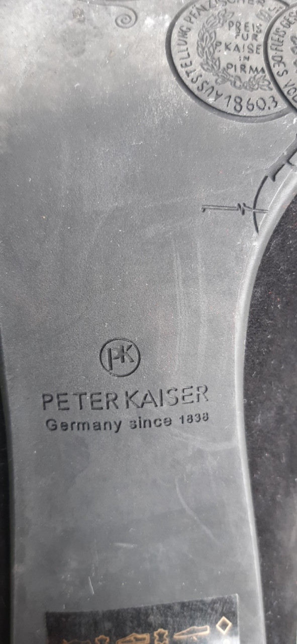 Peter Kaiser Black Pumps, Suede, maat 38