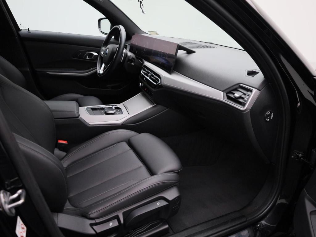 BMW 3-serie touring 318i business edition plus | automaat | wide screen | l