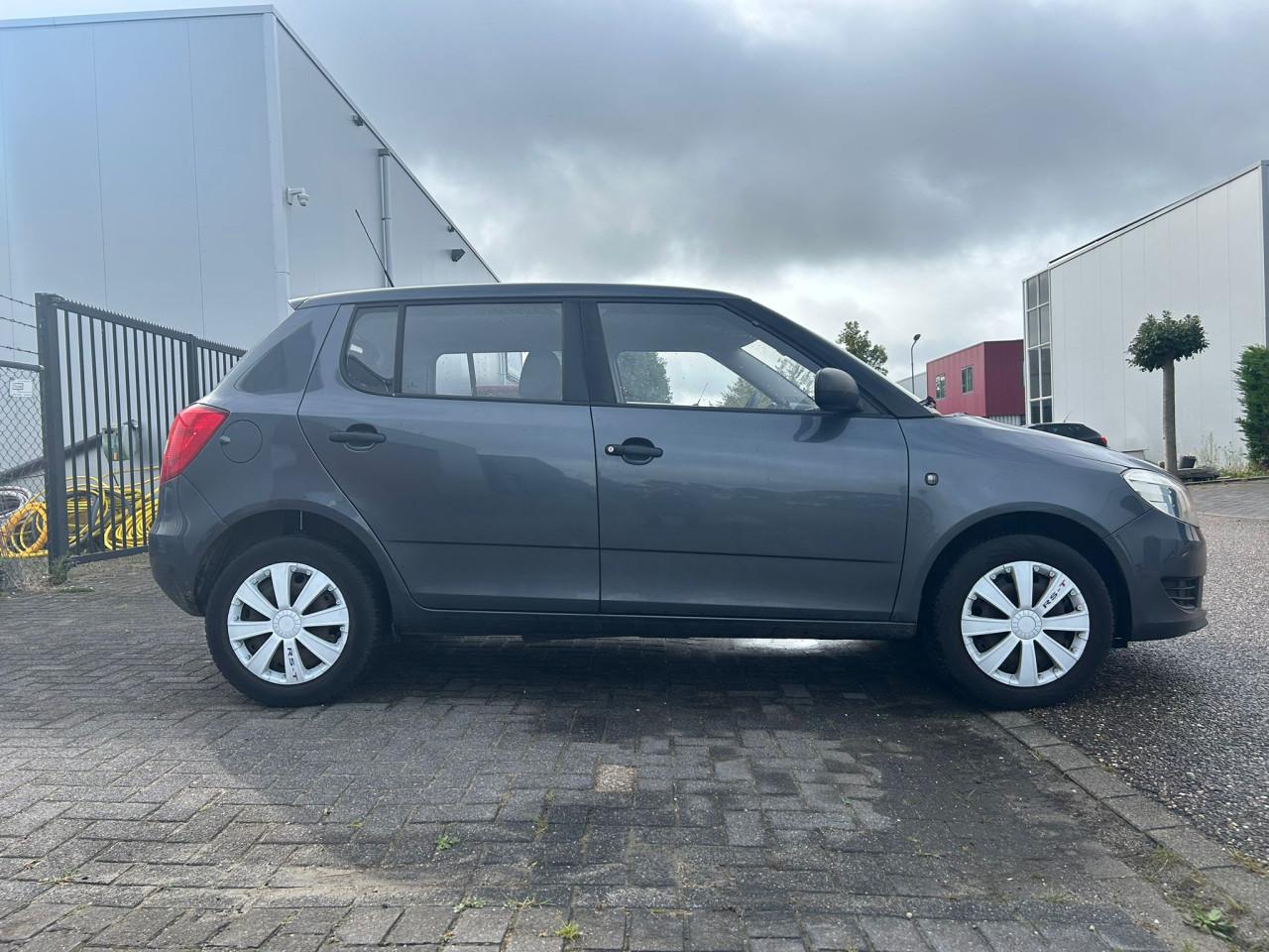 Skoda Fabia 1.2 Comfort Airco/CarPlay/Android Auto/Bluetooth/Navi/Lange APK