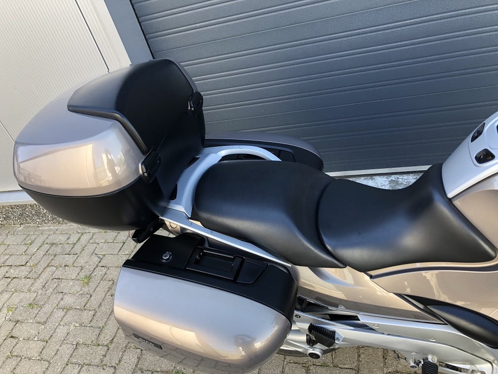 BMW R1200RT, 2008 met 81dkm, ABS/BC/ESA Cruisecontrol, topkoffer €4750,-