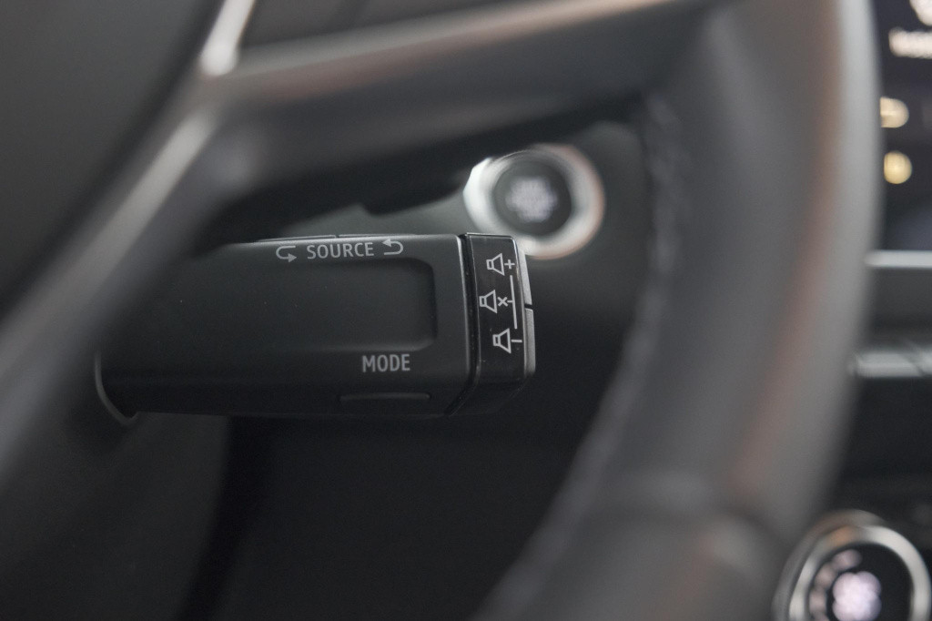 Renault Captur mild hybrid 140 edc techno | trekhaak | 360 camera | 9.3 inc