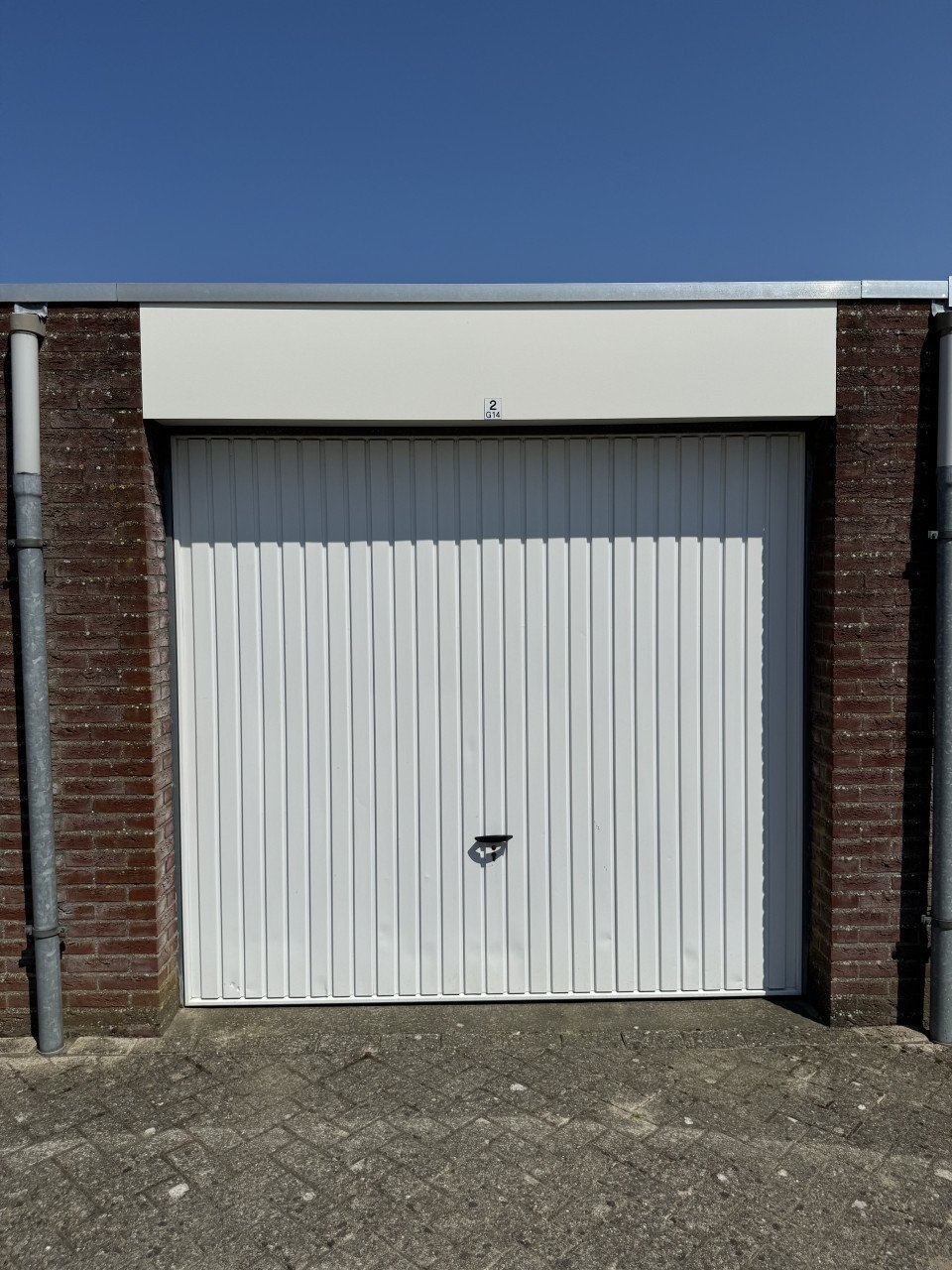 Garagebox Poortvliet te huur, droog en schoon