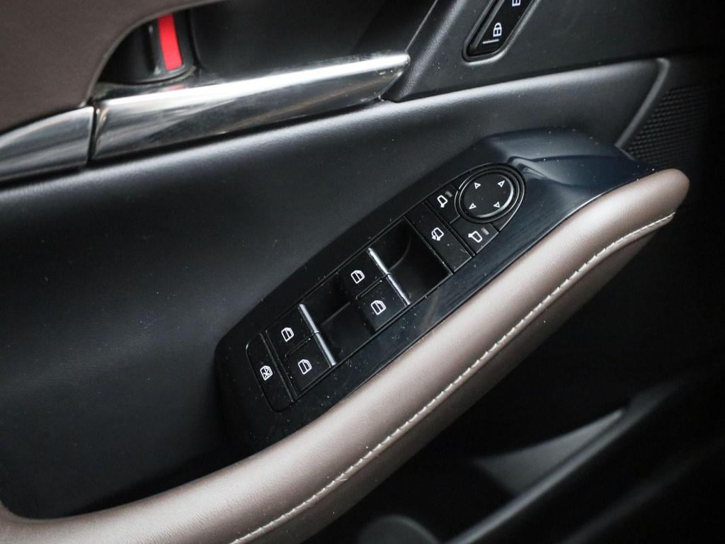 Mazda Cx-30 2.0 e-skyactiv-g m hybrid comfort | navigatie | apple carplay /