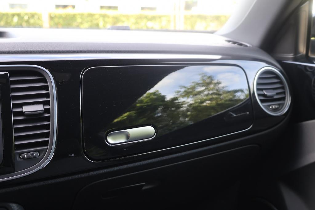Volkswagen New Beetle 1.2 tsi design | rijklaarprijs| benzine| 12 maanden b