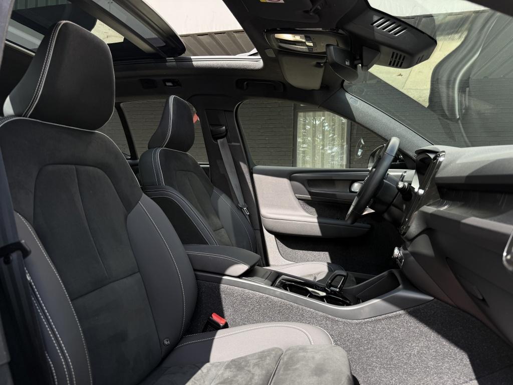 Volvo XC40 recharge pro