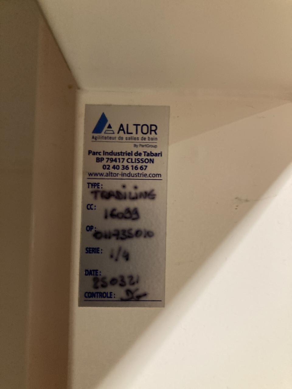 Douche & toilet unit