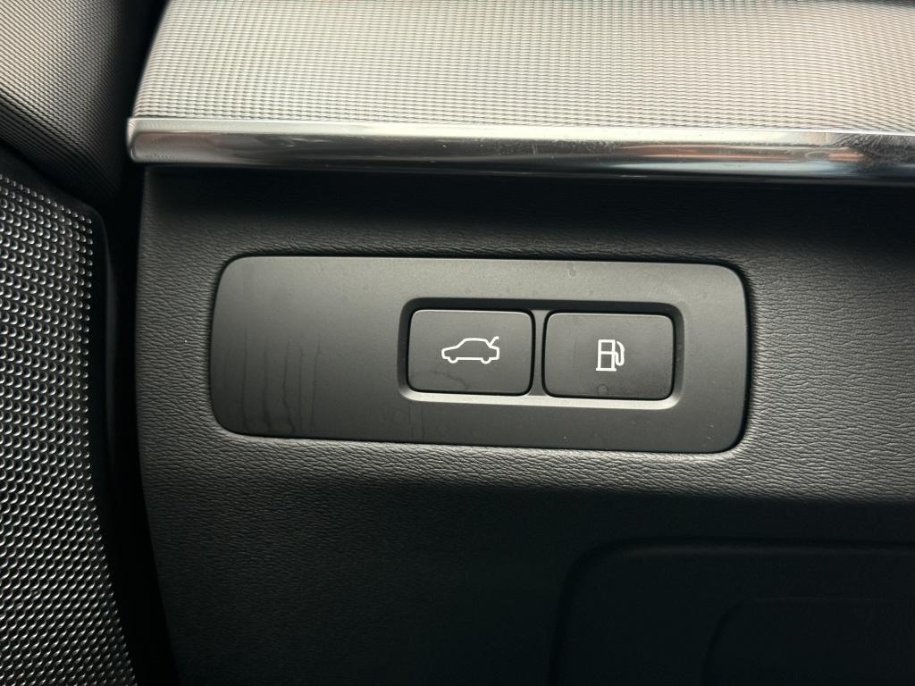 Volvo XC90 t8 455pk recharge ultra bright| panodak| b&w sound| adap.cruise|