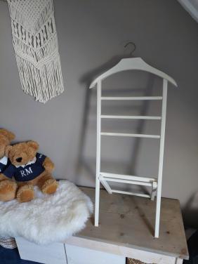 Wit houten dressboy goede staat