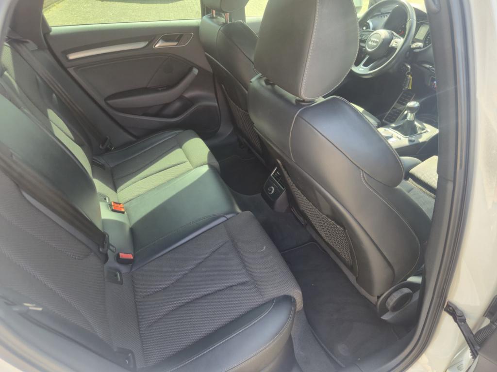 Audi A3 sportback 1.0 tfsi sport s line edition