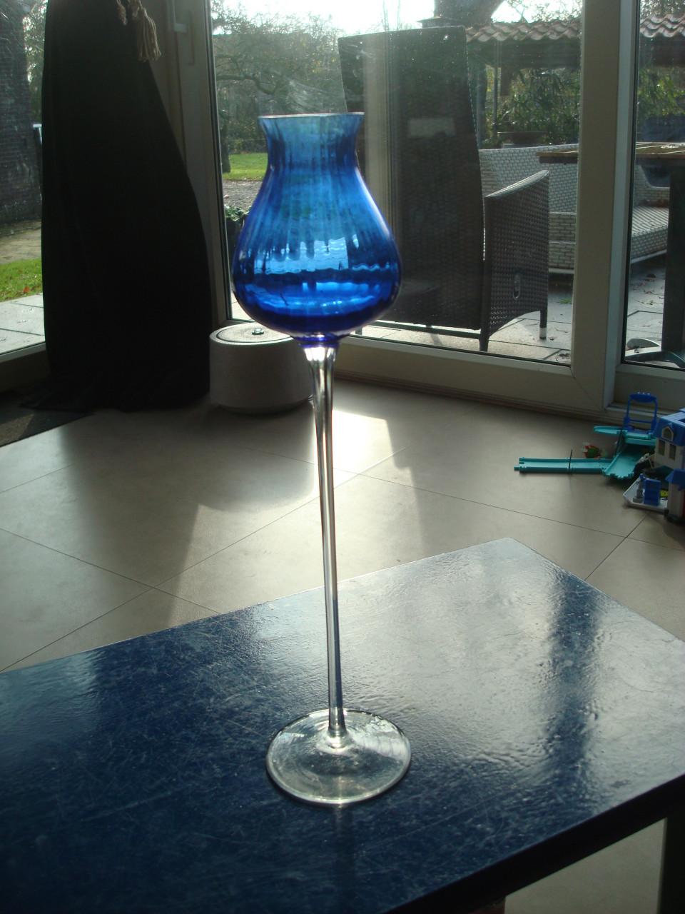 Heel sierlijk vaasje