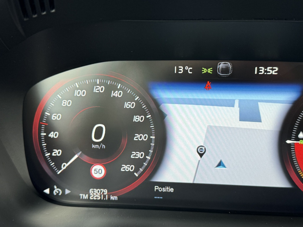 Volvo XC60 t8 recharge 390pk awd inscription| panodak| luchtvering| camera|