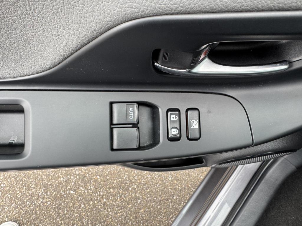 Toyota Yaris 1.5 hybrid active