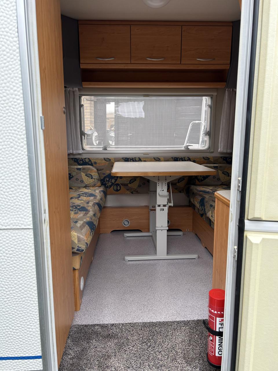 Knaus Blue Line 450 caravan