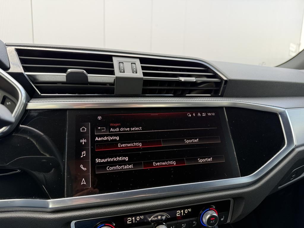 Audi Q3 45 tfsi e hybrid 245pk s edition s-line | keyless | camera