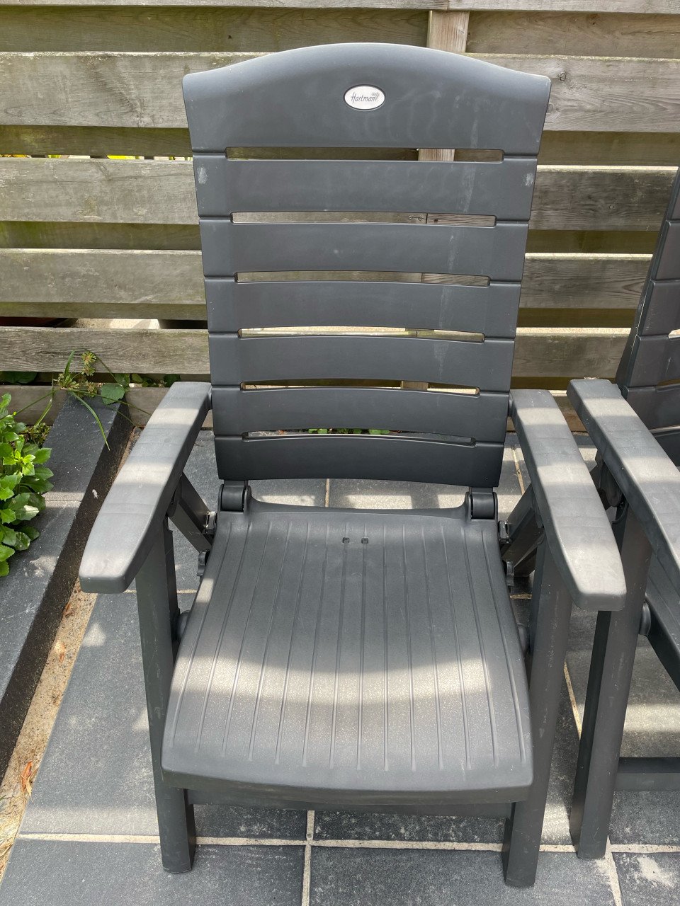 2 hartman tuinstoelen