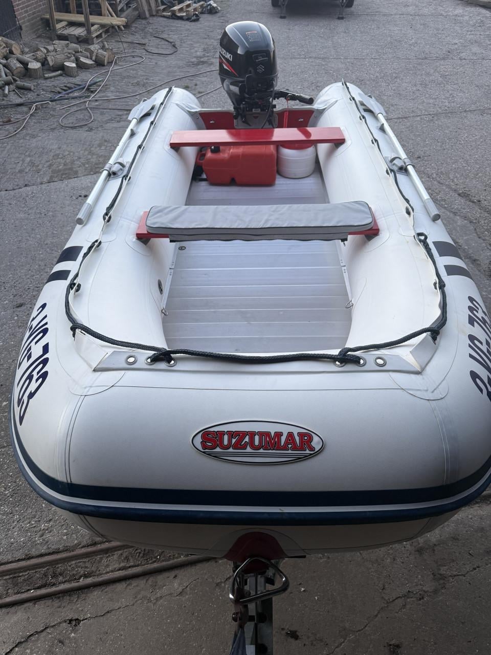 Suzumar 390 RIB + Suzuki 25PK 4takt & Trailer