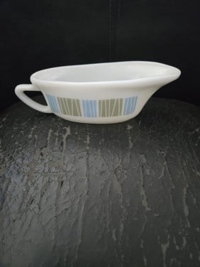 Vintage JAJ Pyrex Matchmaker juskom of suaskom "Matchstick"  van melkglas