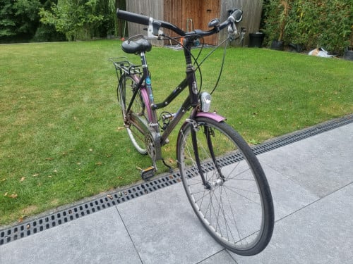 Oude GAZELLE damesfiets