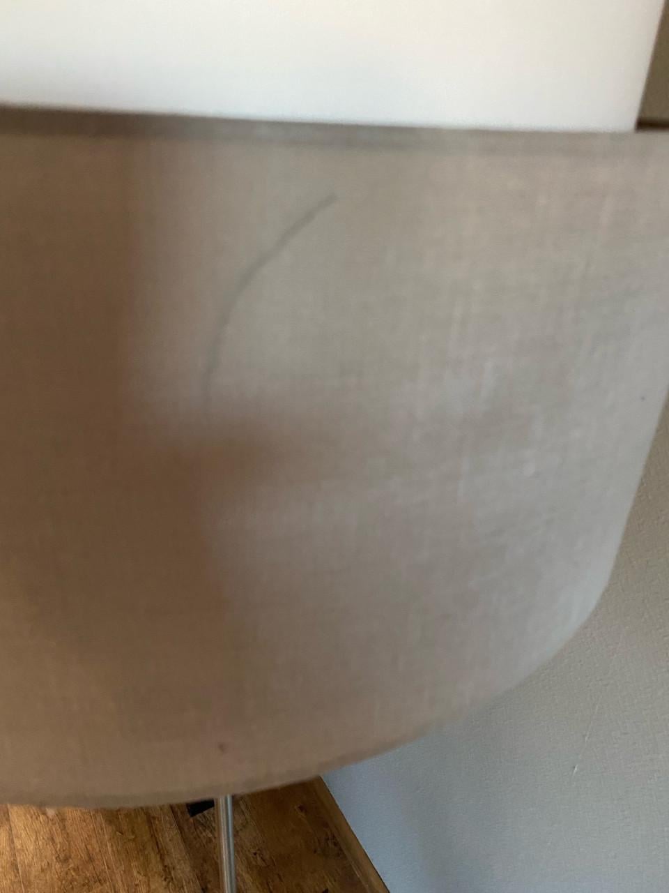 Stijlvolle staande lamp met dubbele kap