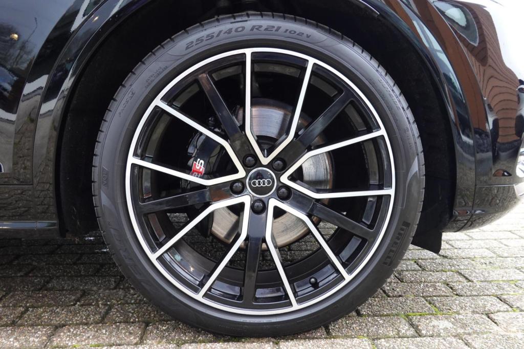 Audi Q5 55 tfsi e quattro competition