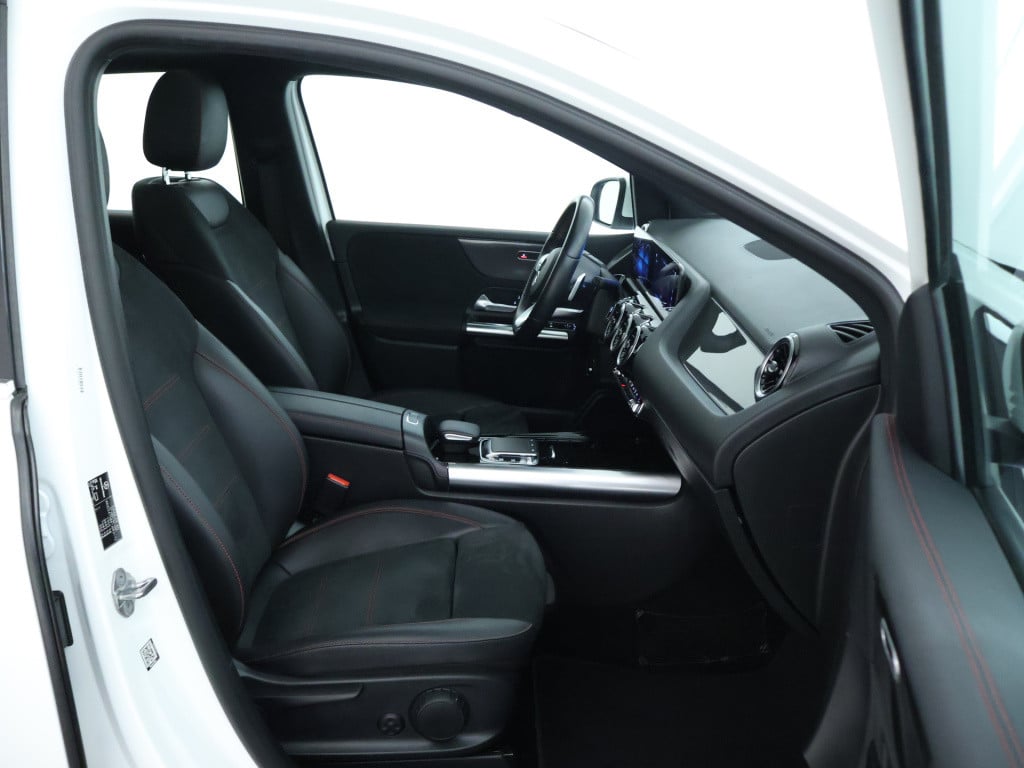 Mercedes-Benz B-Klasse 180 business solution amg | apple carplay/android au