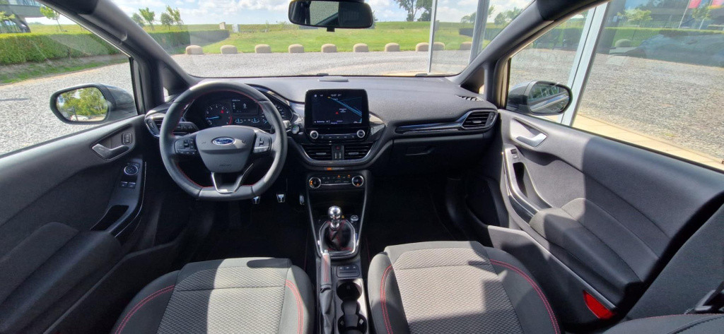 Ford Fiesta 1.0 ecoboost st-line | navi | carplay | cruise control | parkee