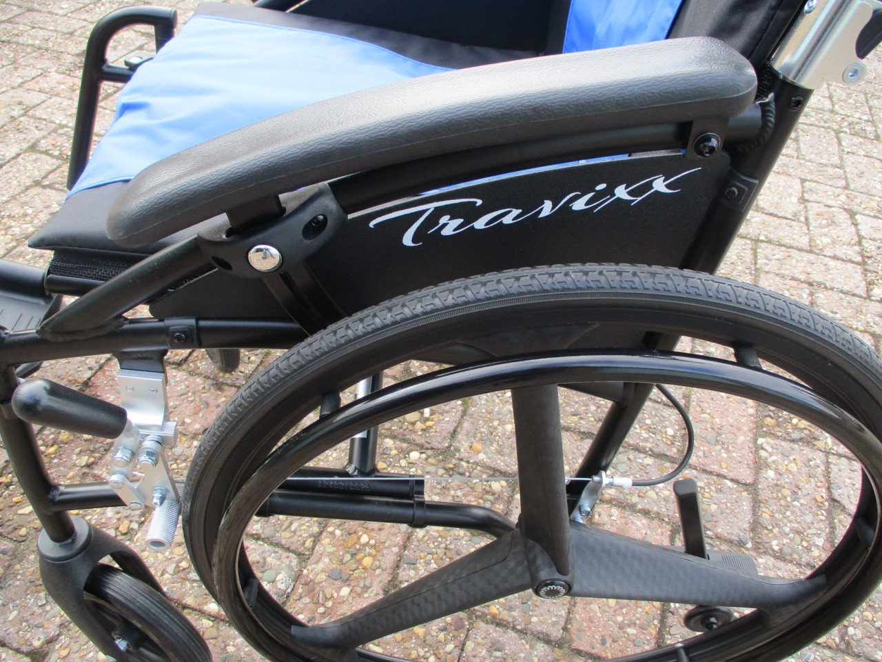 Nieuw Travixx de Luxe lichtgewicht handbewogen rolstoel slechts 2x gebruikt