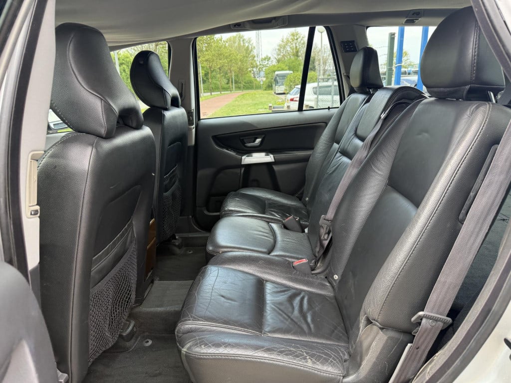 Volvo XC90 2.4 d5 exclusive automaat 7 persoons leder