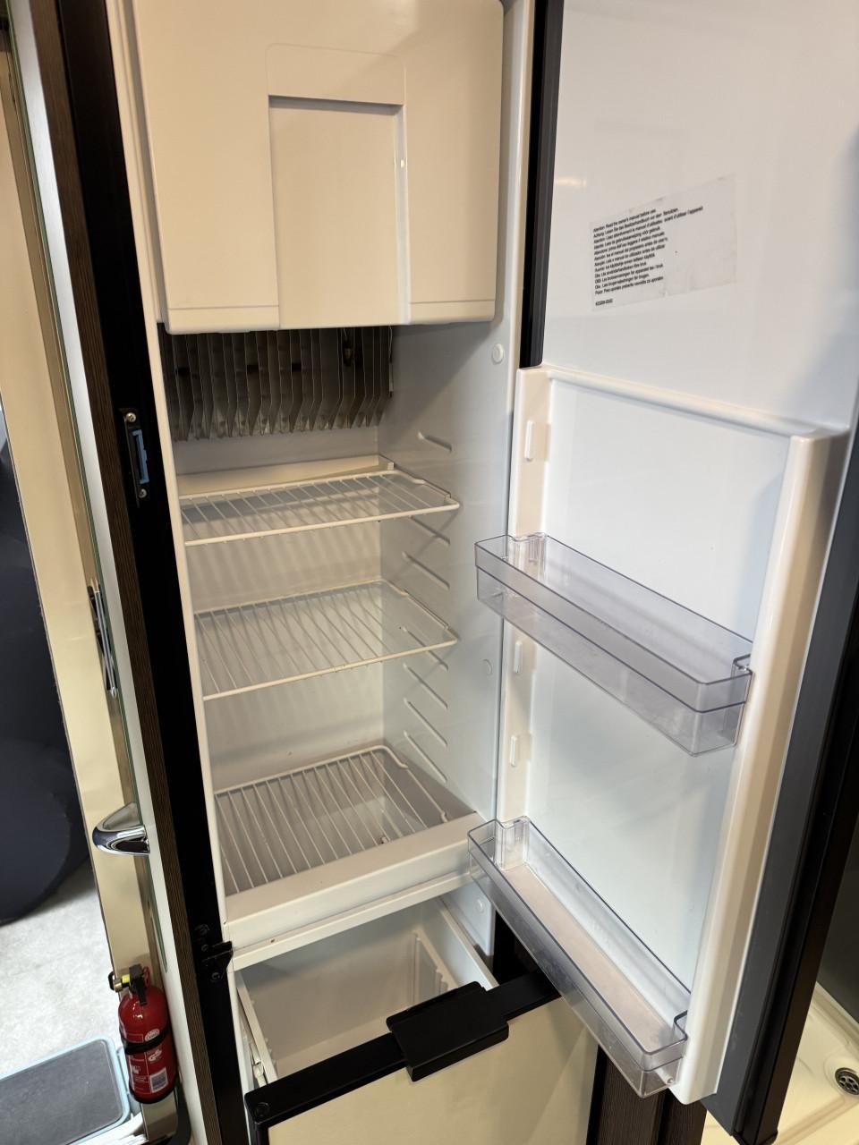 Camper te koop, Benimar 170pk automaat