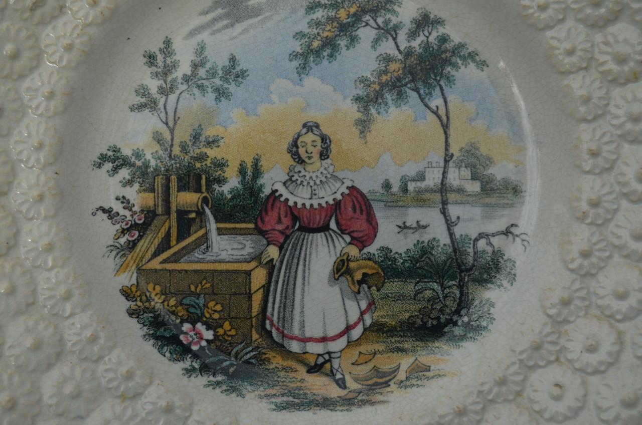 4 Porseleinen kinderbordjes W.S & Co 'Pastimes' ca. 1850