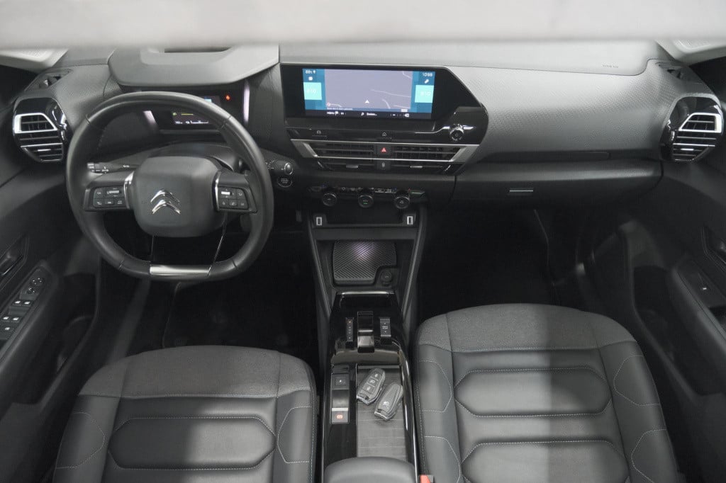 Citroen Ë-c4 shine 50 kwh | elektrisch panoramadak | camera | adaptieve cru