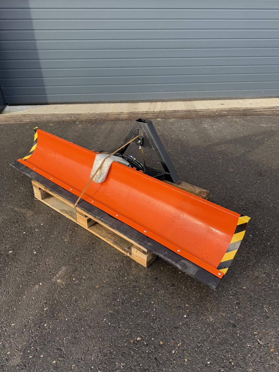 Sneeuwschuif 200 cm (nieuw)