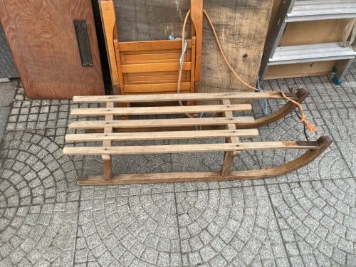 Houten slee