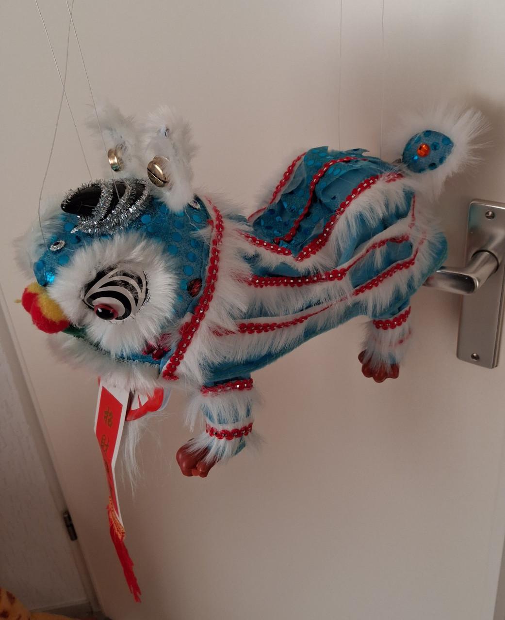 Lion dance chinees nieuwjaar marionette draak