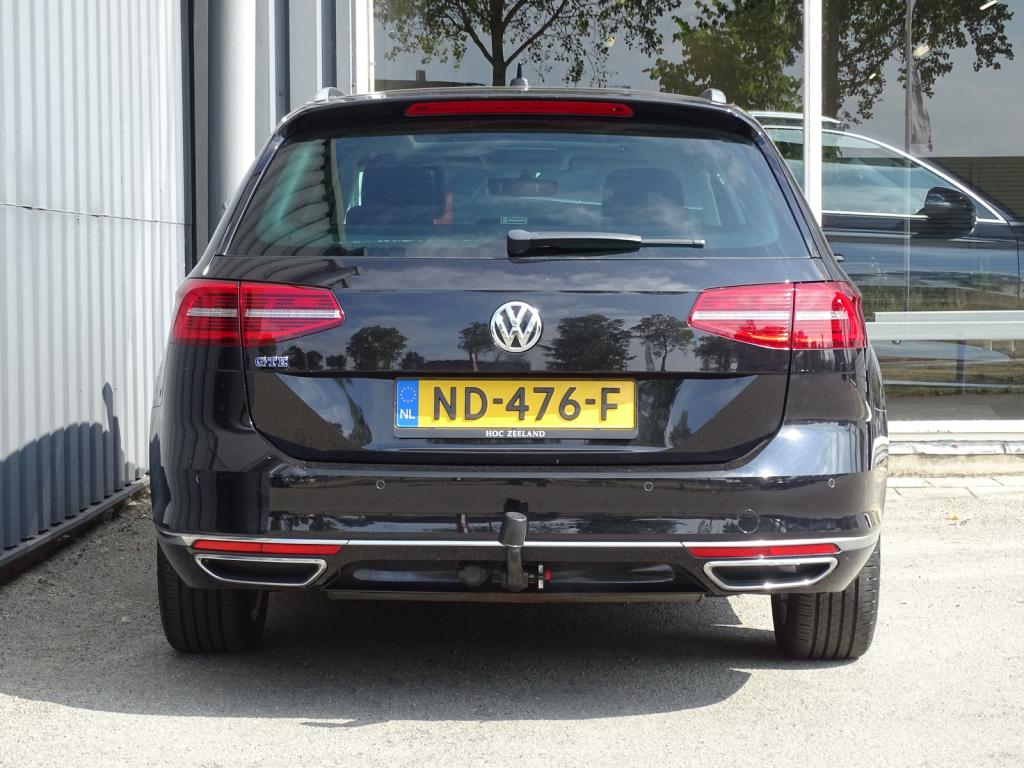 Volkswagen Passat variant 1.4 tsi gte connected series plus | pano | trekha