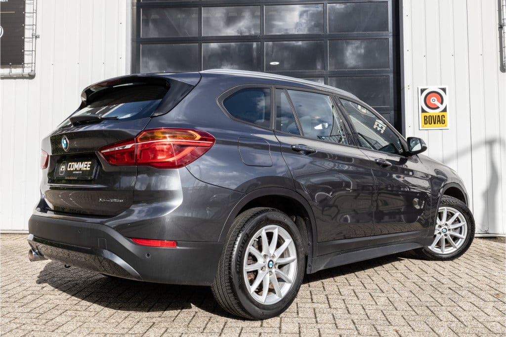 BMW X1 xdrive25e ✅trekhaak✅nav✅cc