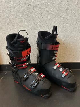 Atomic Skischoen maat 45,5 1 week gebruikt