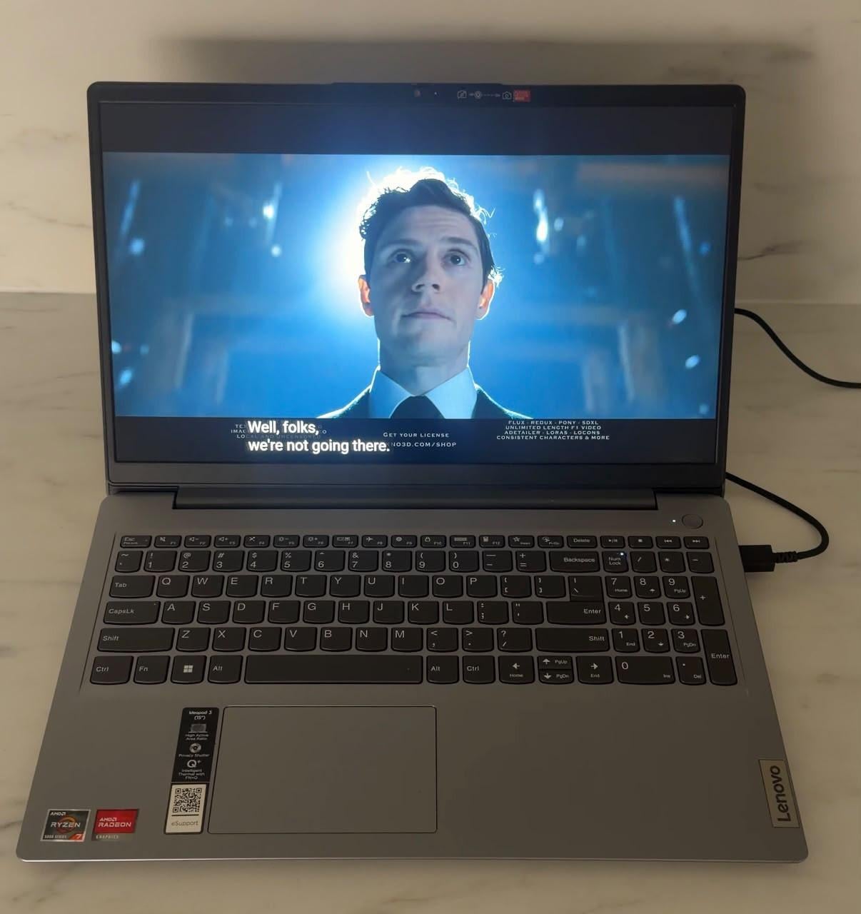 Vlotte Lenovo IdeaPad 3 | Ryzen 7 5700U  8 cores | RAM 20GB 3200MHZ | SSD |