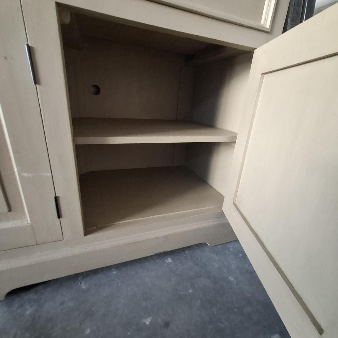 Dressoir, beige in nette staat