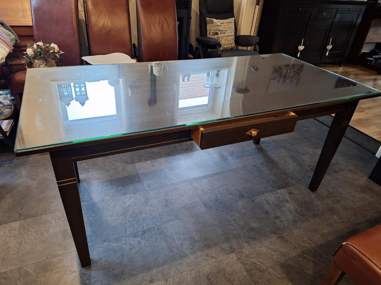 Salon- en eetkamertafel