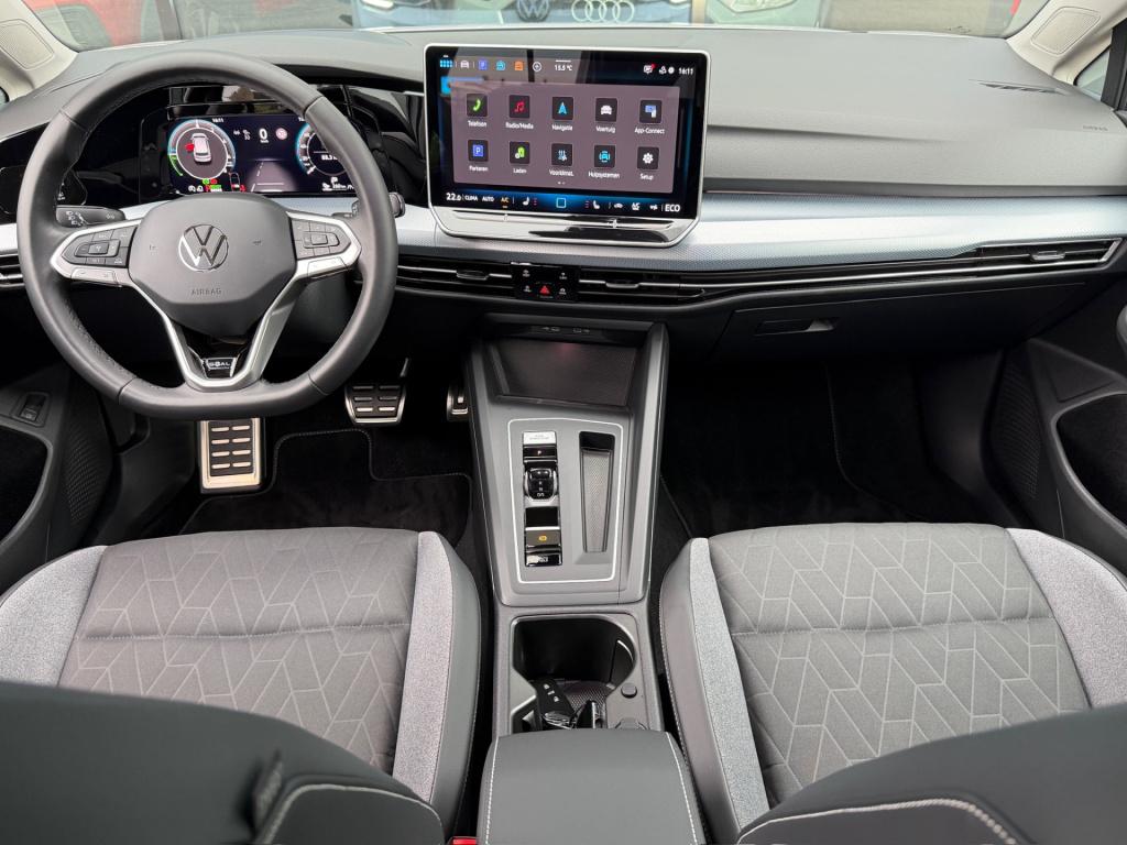 Volkswagen Golf 1.5 ehybrid goal | camera | head-up | dode hoek | carplay |