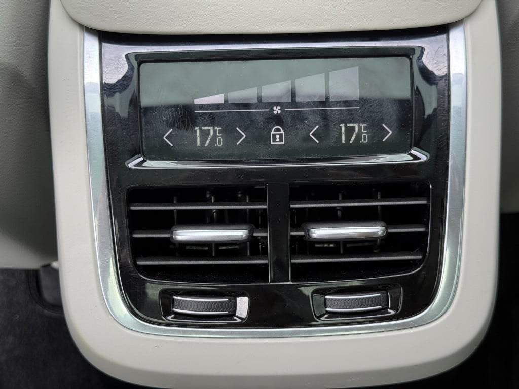 Volvo XC90 t8 405pk recharge inscription| panodak| adap.cruise| b&w| 360cam