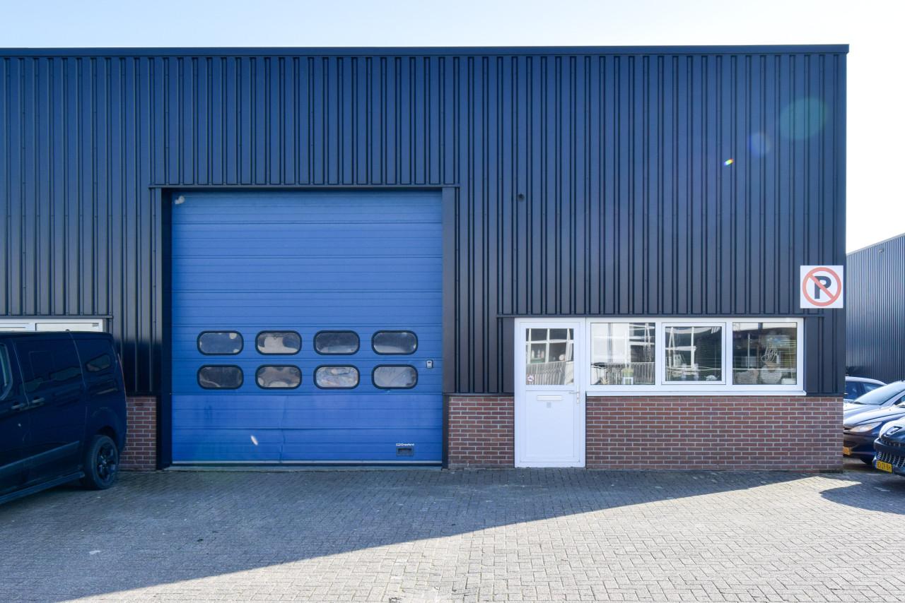 TE HUUR | Bedrijfsruimtes met kantoor in Goes