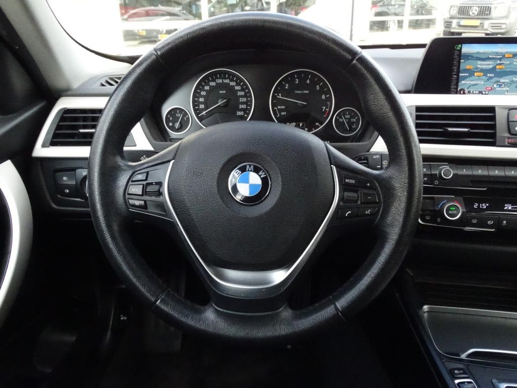 BMW 3-serie touring 318i executive automaat