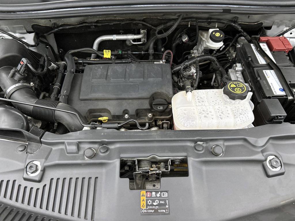 Opel Mokka 1.4 turbo black edition | lederen bekleding | camera | schuif- k